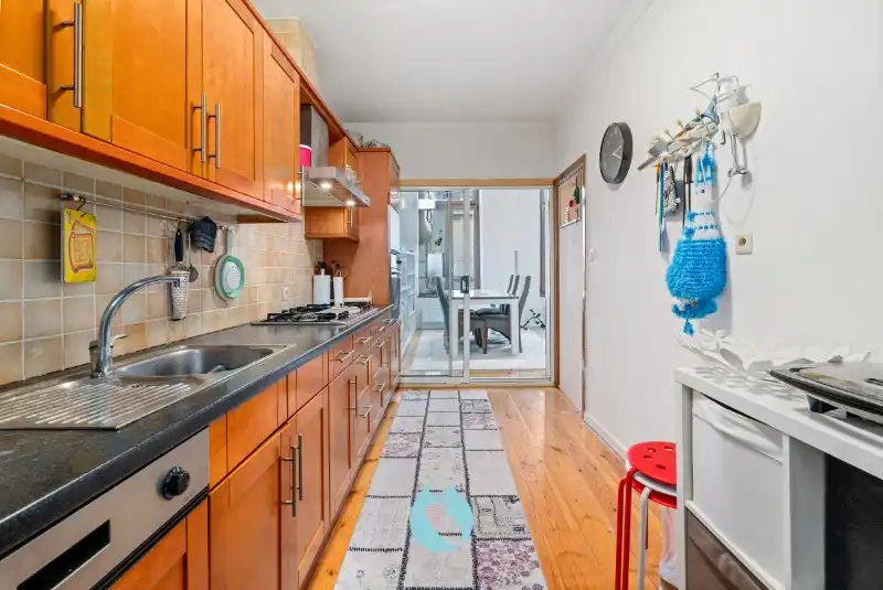 Statig gebouw bestaande uit verschillende units nabij centrum Gent foto 24