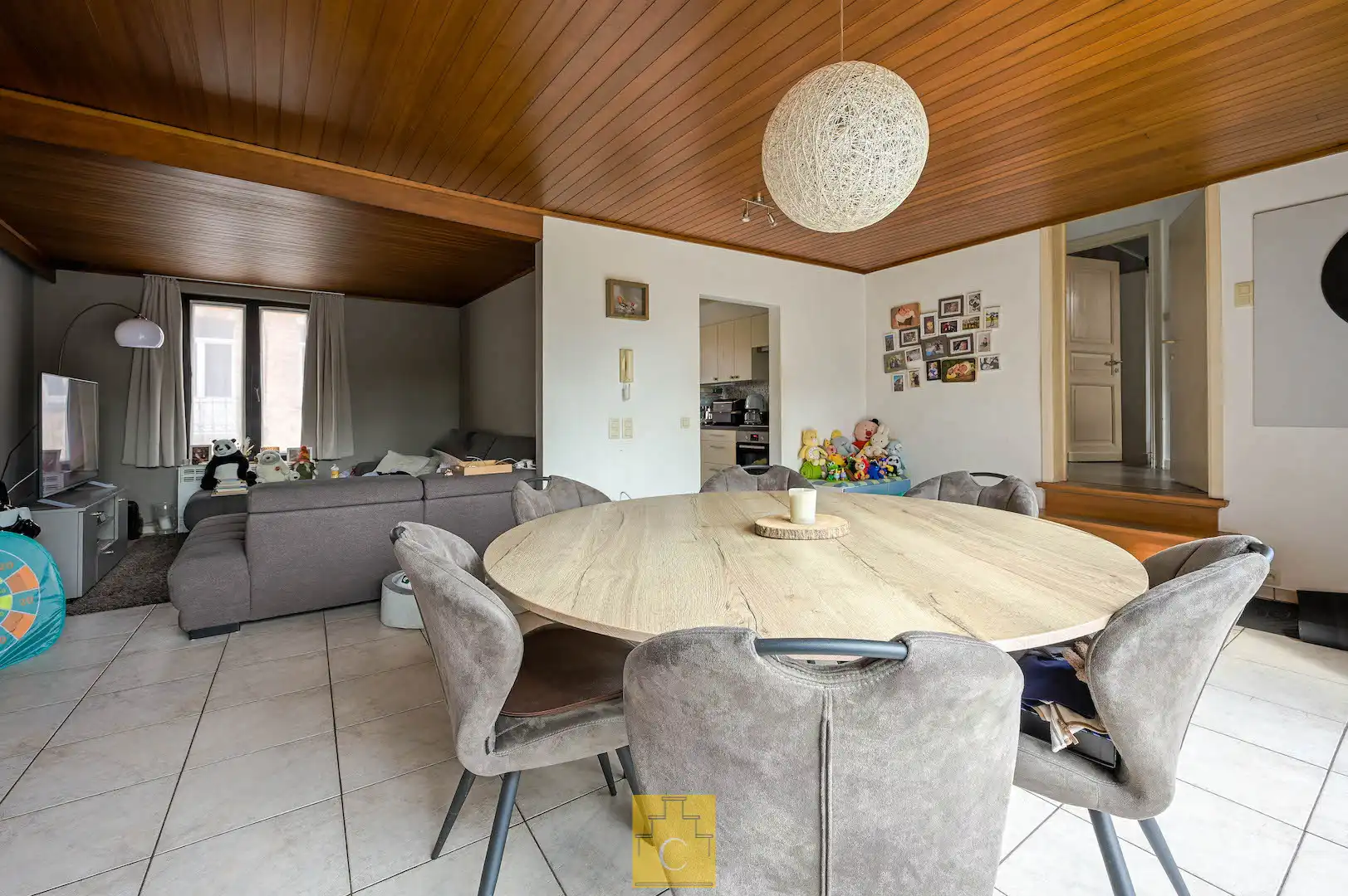 Ruim handelspand met duplexwoonst in het centrum van Loppem foto 13