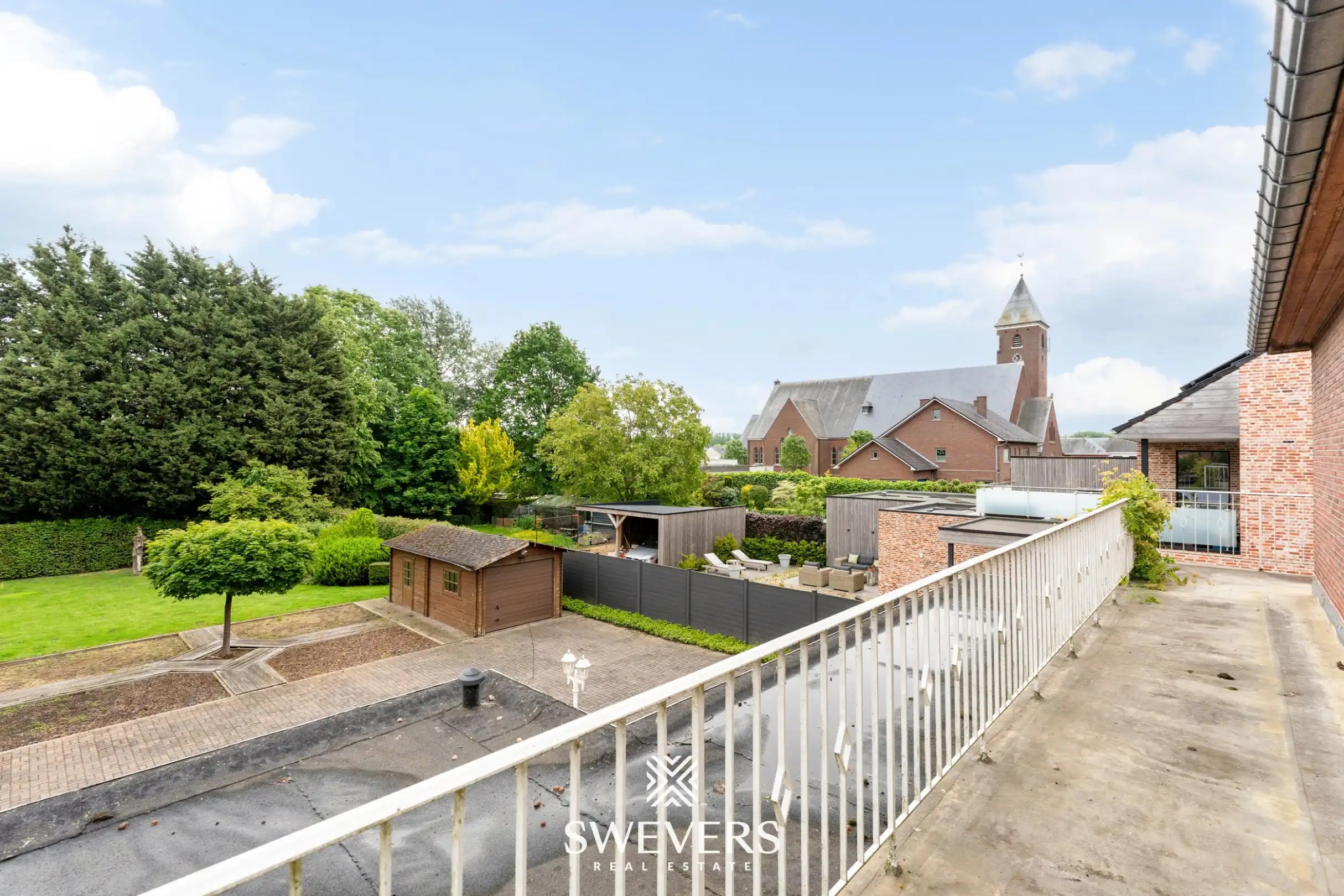Bijzonder ruime villa (346m²) met mooie grote tuin op centrale locatie in Alken foto 22