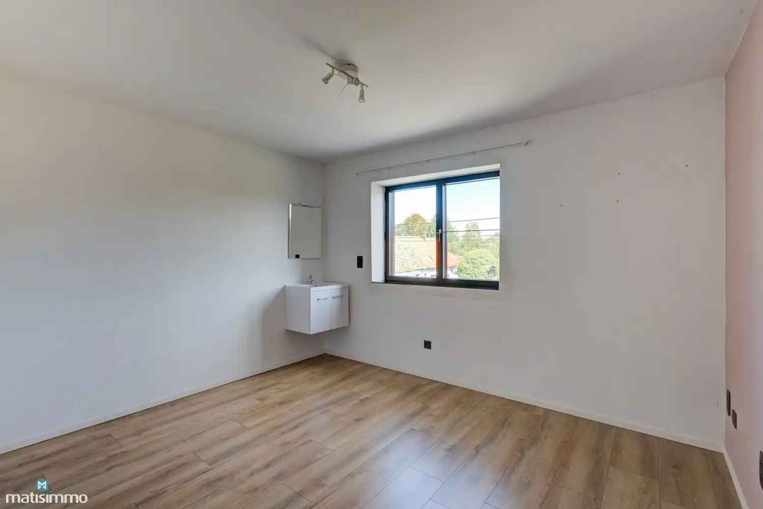 RECENTE EN ENERGIEZUINIGE WONING MET 3 SLAAPKAMERS, RUIM ZUIDWESTGERICHT PERCEEL VAN 3.357 M² EN GARAGE TE WELLEN foto 23