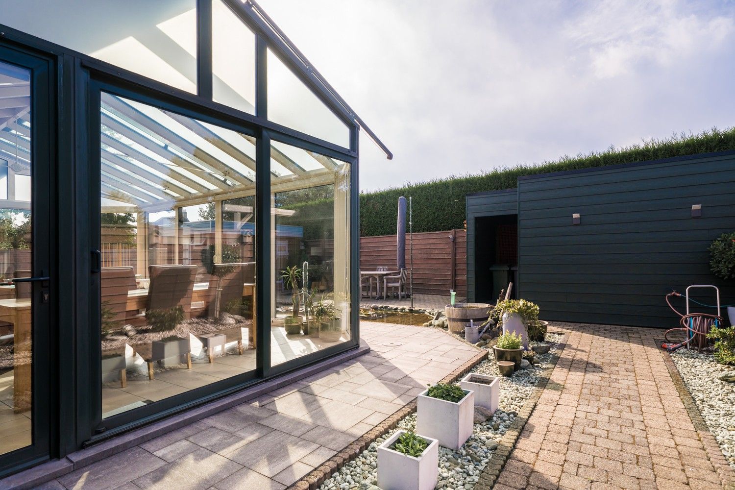 Lichtrijke halfopen bebouwing in aangename woonwijk foto 28