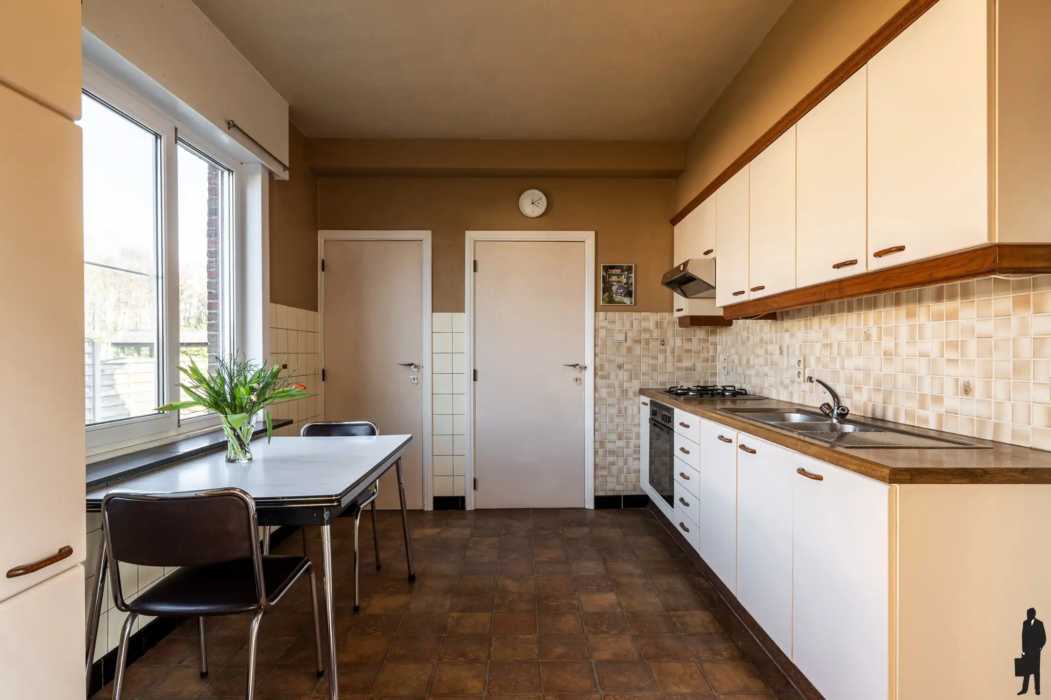 Charmante woning op ruim perceel van 1.400m² met weidezicht foto 7