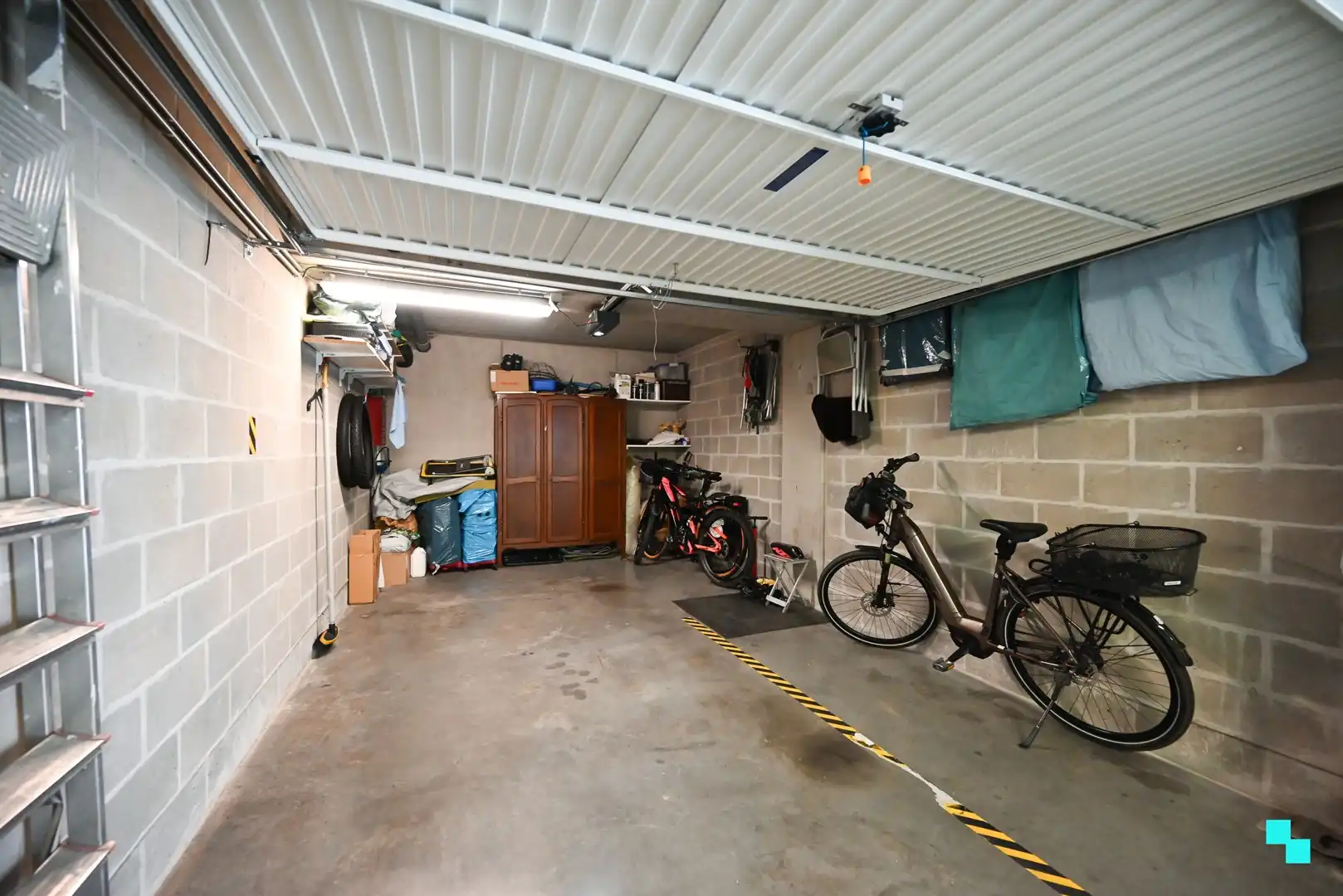 Uitzonderlijk hoogwaardig afgewerkt gelijkvloers appartement langs de Mandel foto 27