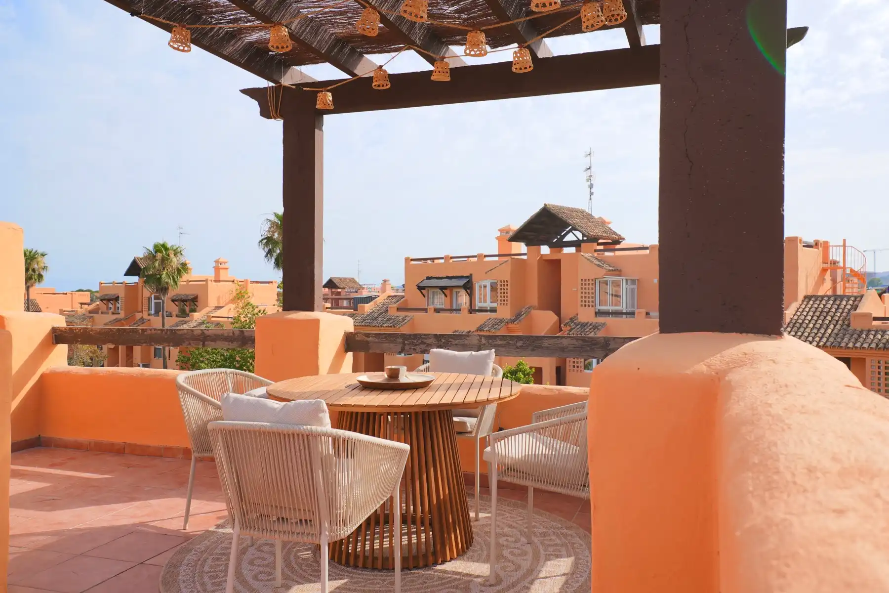 Bemeubeld appartement met parking en berging - uniek aanbod!  foto 29