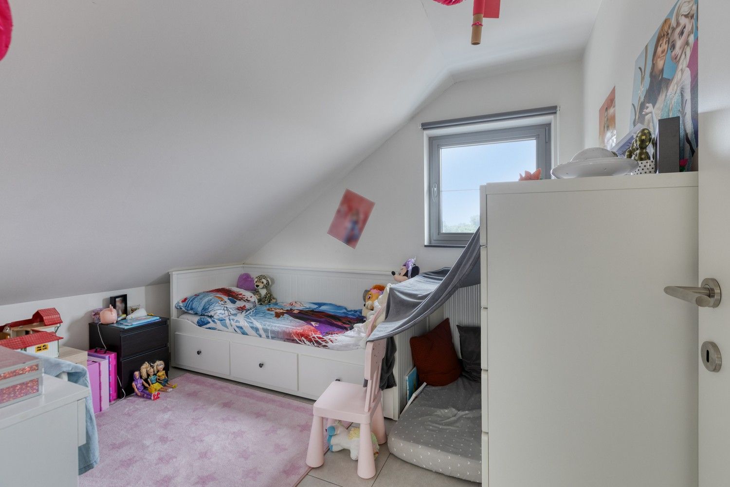 Instapklare en lichtrijke duplex met terras, garage én drie slaapkamers foto 19