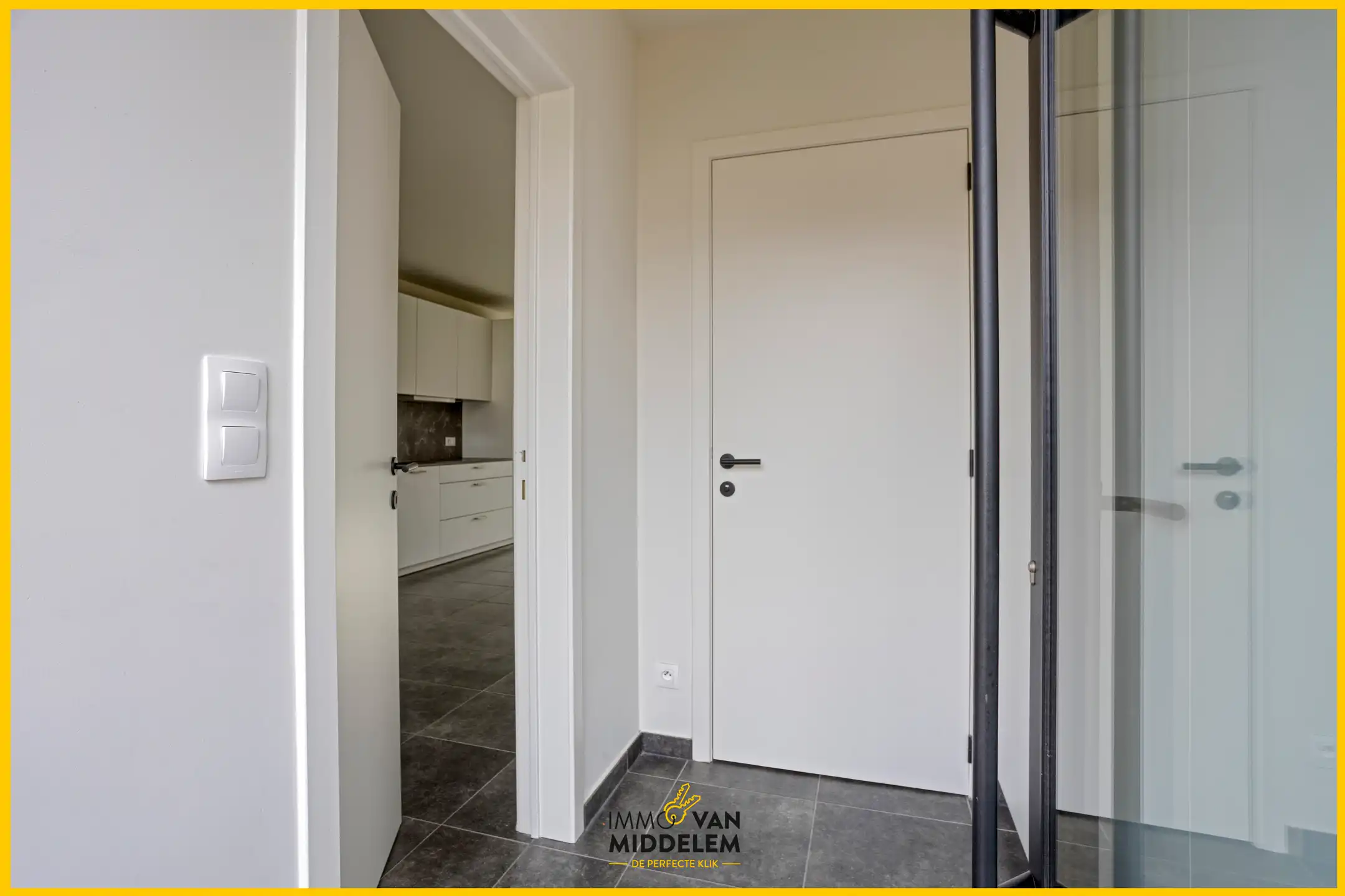 Onder OPTIE na de 1ste bezoekdag! foto 3