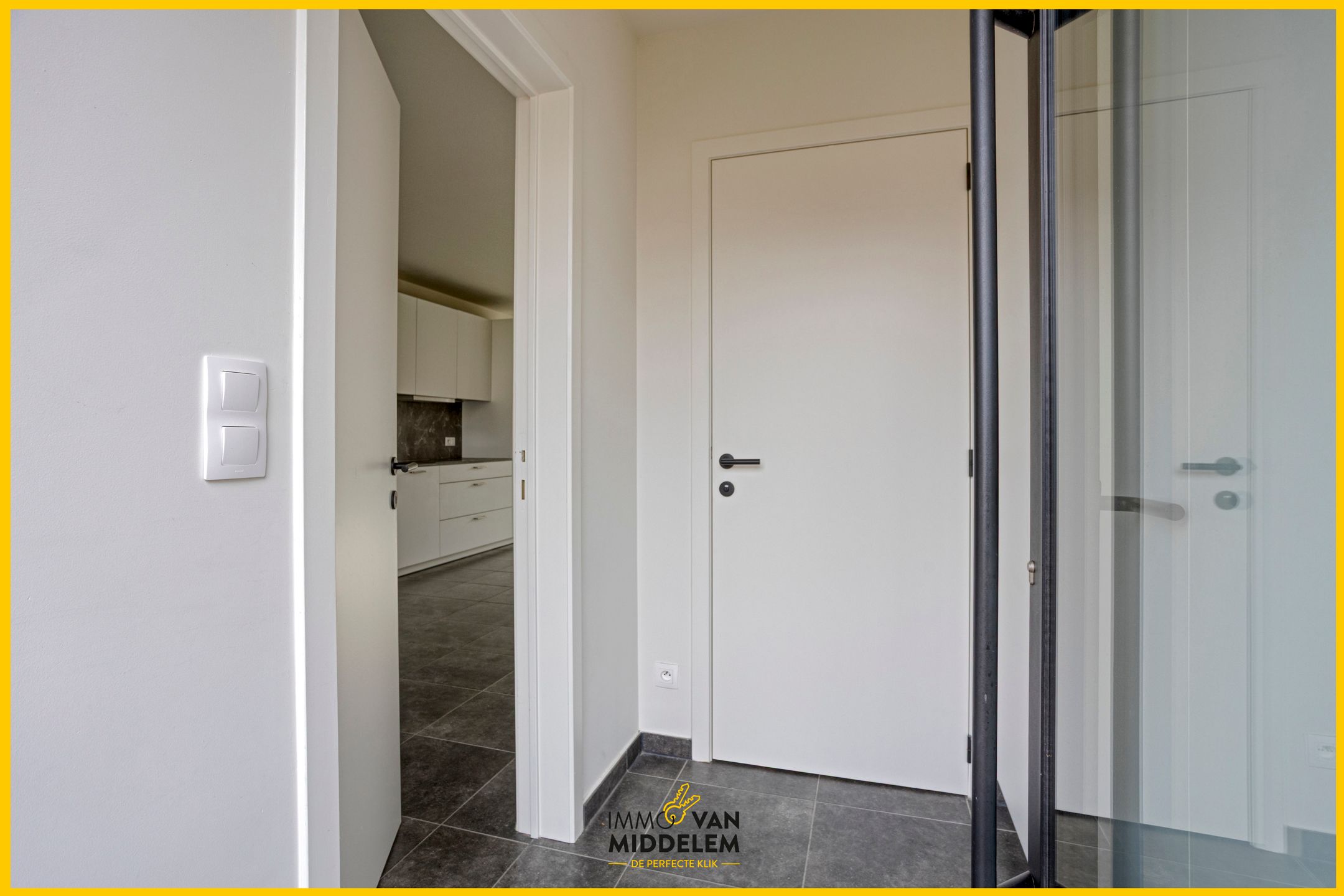 Onder OPTIE na de 1ste bezoekdag! foto 3