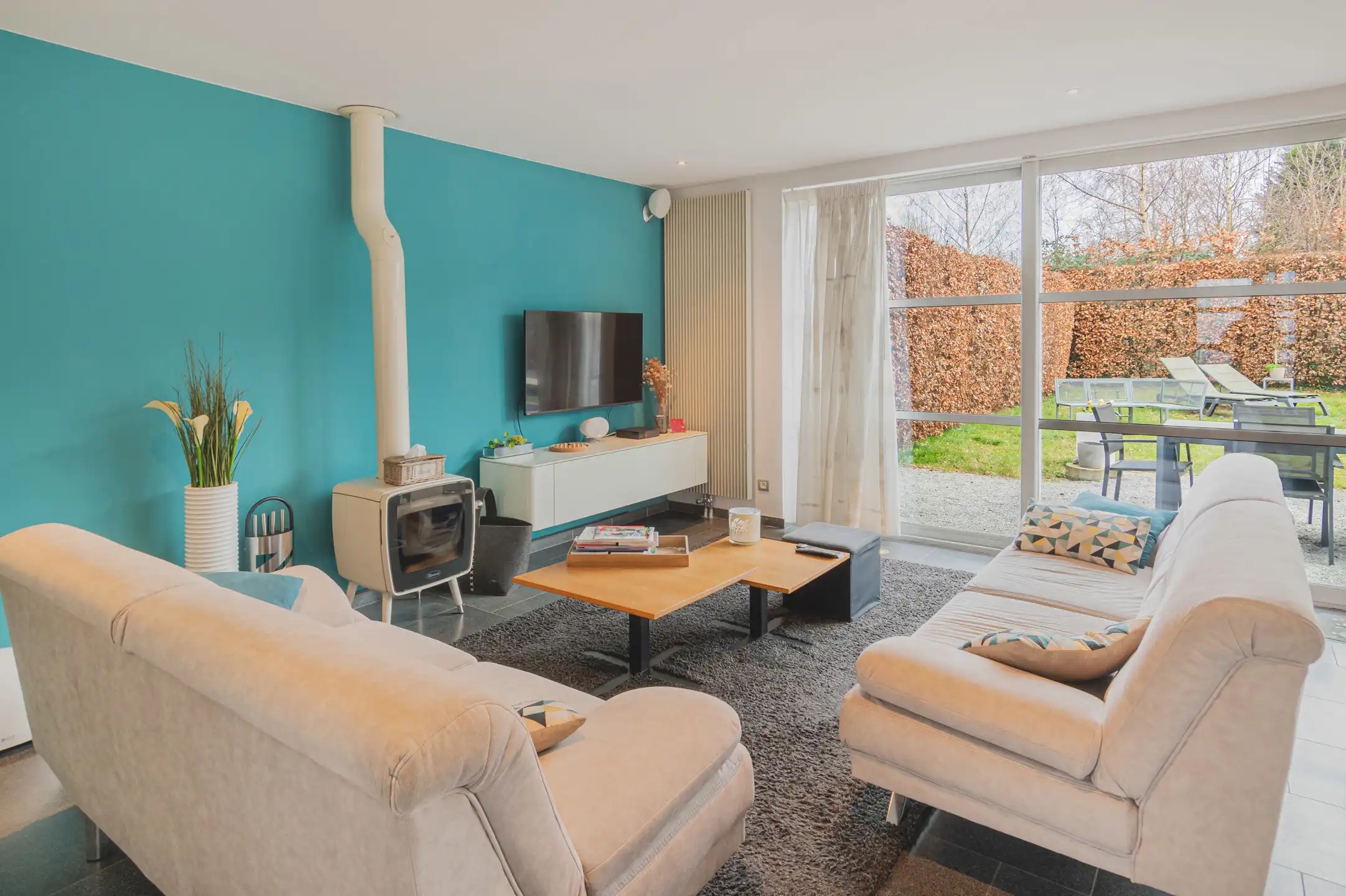 Ruime gezinswoning met tuin op rustige ligging foto 4