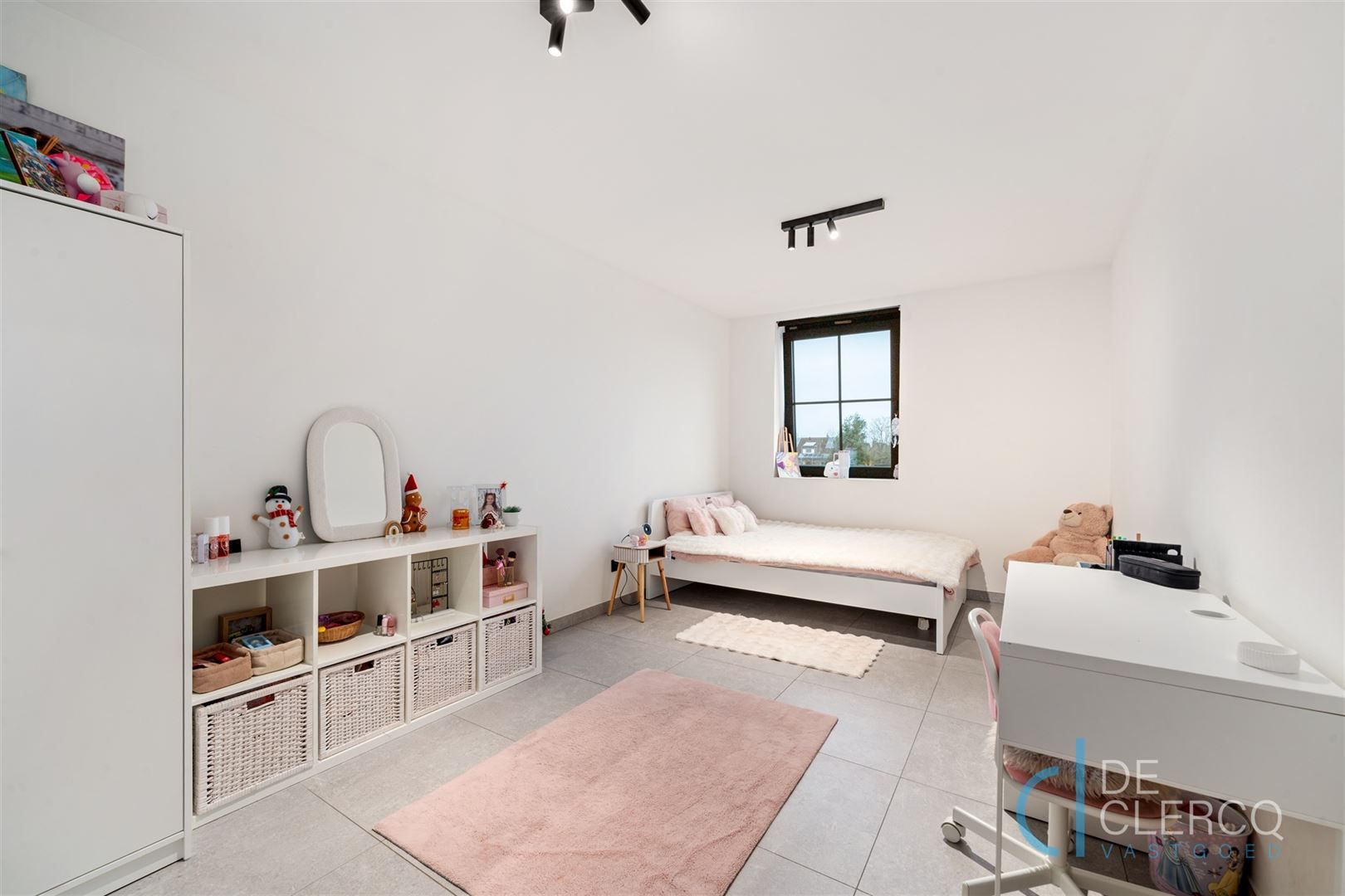 Mooie villa te koop in een rustige woonwijk te Lochristi!  foto 12