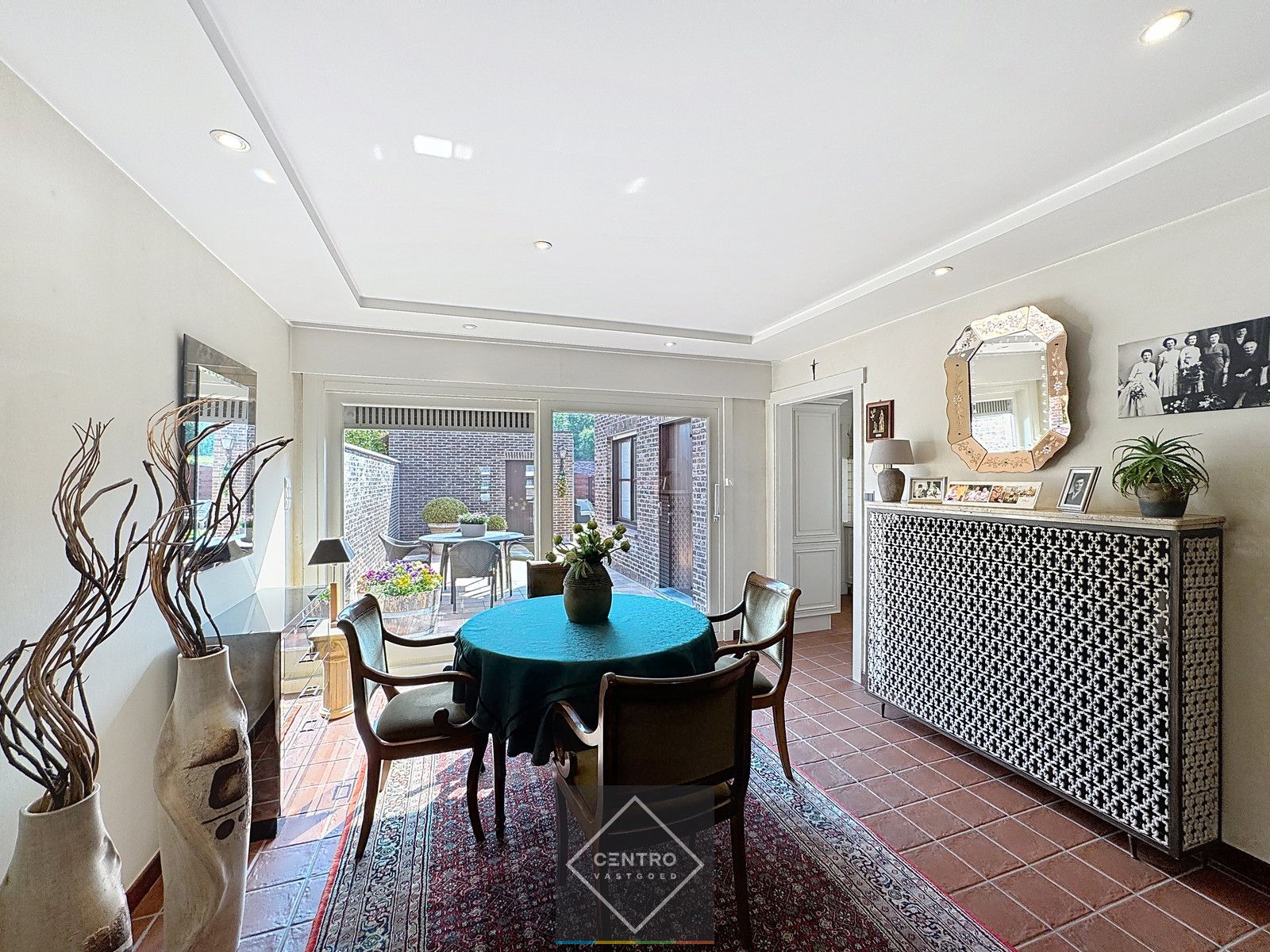 PERFECT ONDERHOUDEN woning met 3  à 4 slpks en 2 garages! foto 7