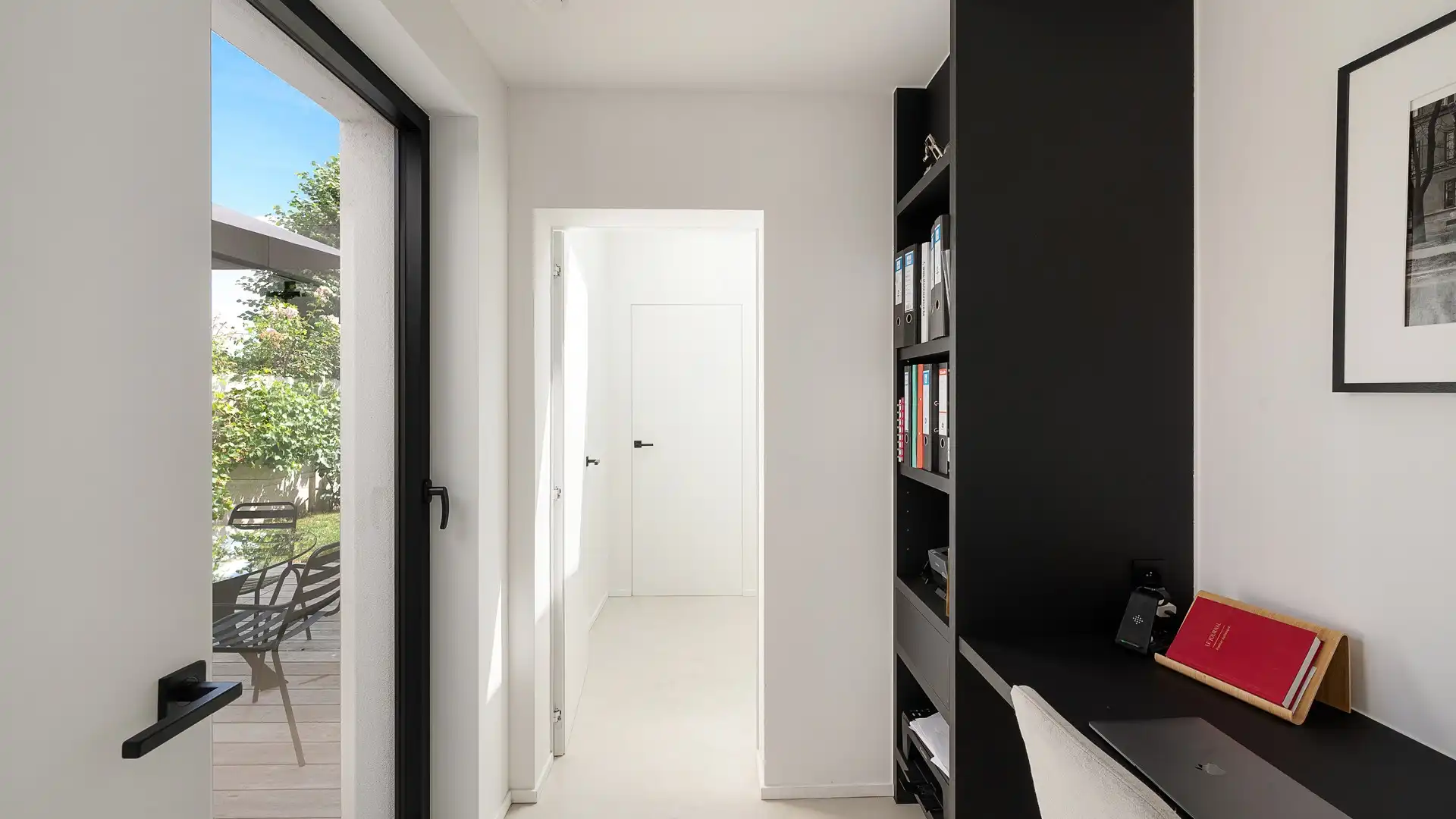 Gerenoveerde woning goed gelegen in het oud Knokke nabij de winkels en de Groentenmarkt. foto 18