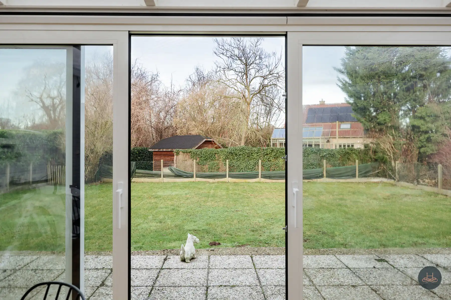 Gelijkvloerse open bebouwing op 8 are met grote tuin foto 17