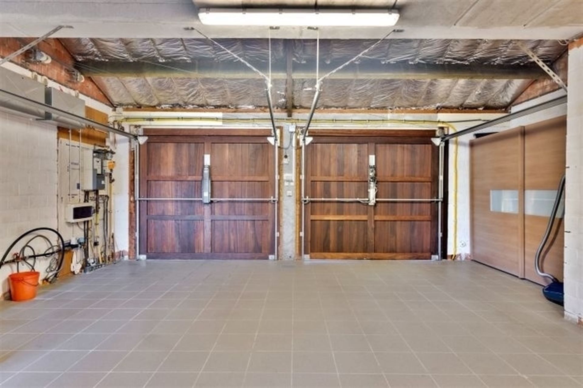 Ruime open bebouwing gelegen in topbuurt ! foto 14