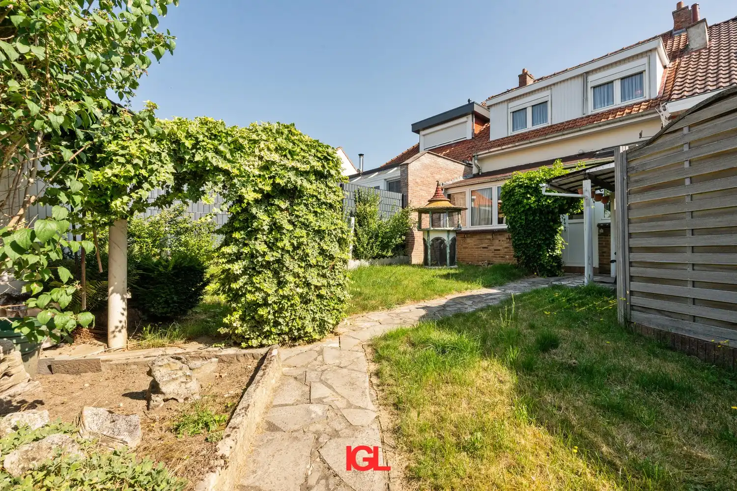 Woning met 3 slaapkamers garage en tuin foto 12
