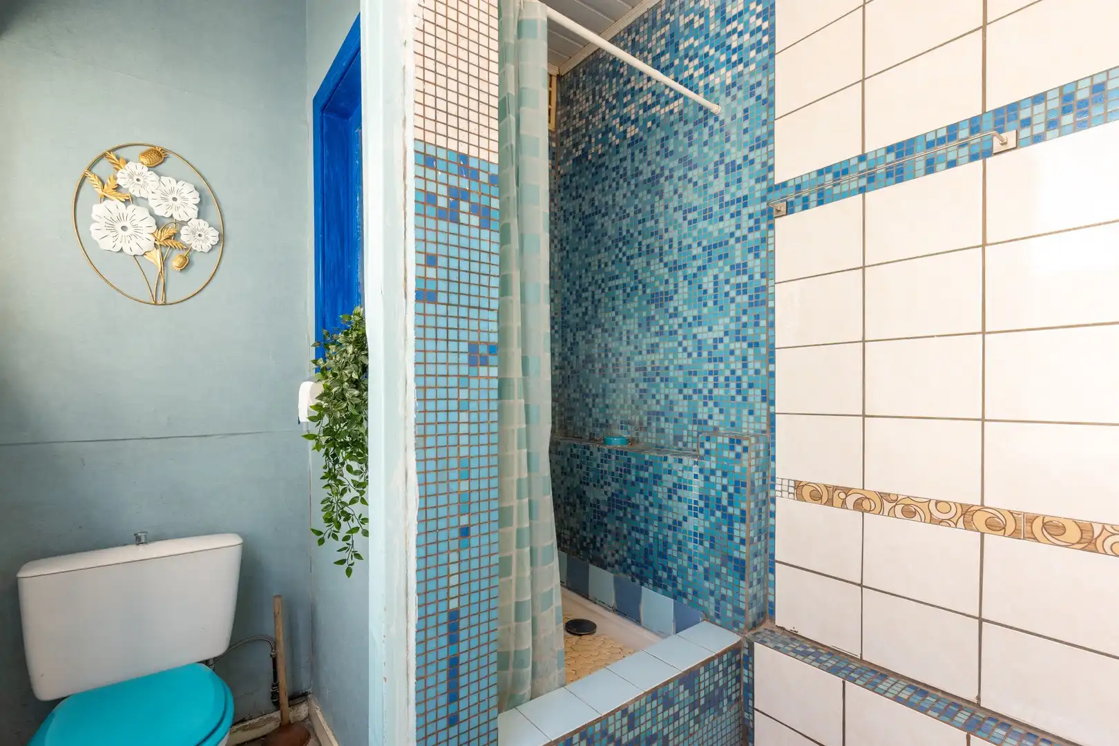 Woning met 4 slaapkamers en tuin op goede locatie foto 10