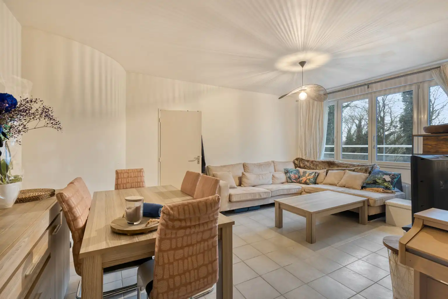 immo DAVID stelt voor: gelijkvloers appartement foto {{pictureIndex}}