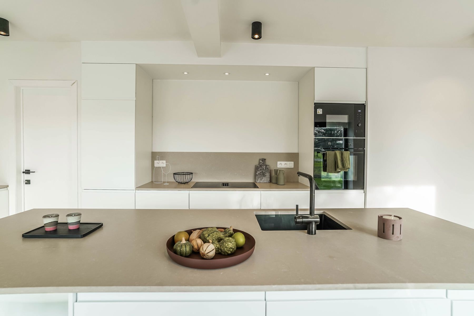 Fantastisch gelegen, compleet gerenoveerde half open bebouwing te Londerzeel foto 12