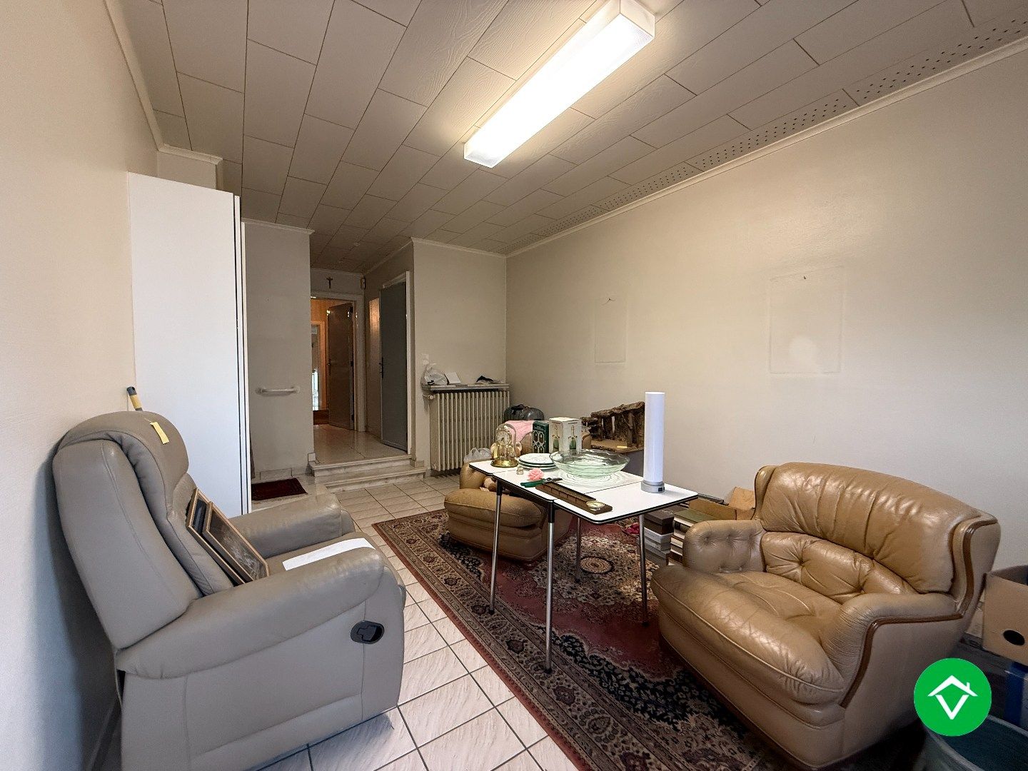 Karaktervolle, stevige woning met 4 slaapkamers, tuin en garage in centrum Roeselare foto 14