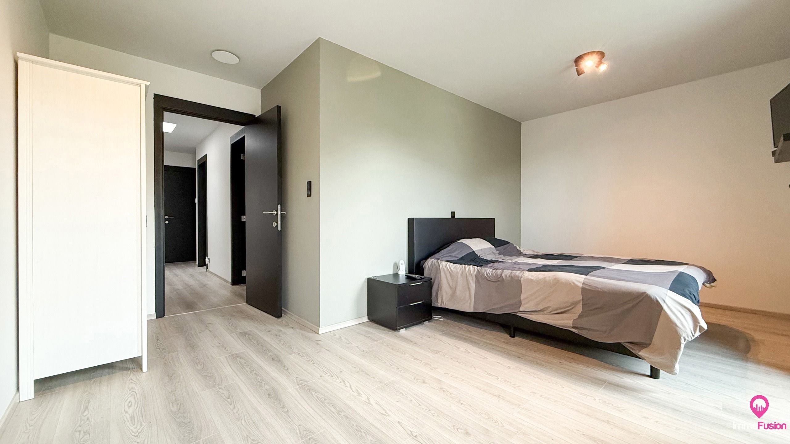 Moderne instapklare woning met 3 slaapkamers en tuin! foto 21