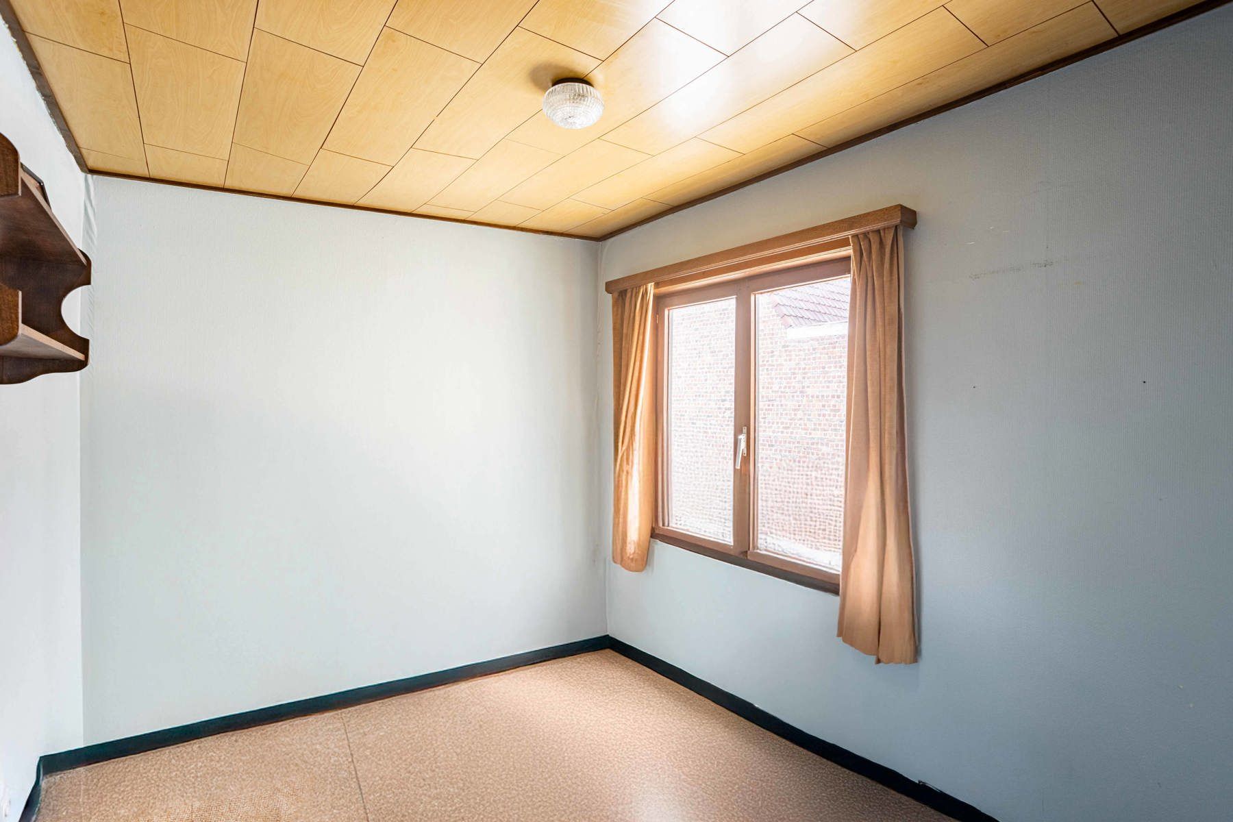 Te koop: deels te renoveren woning  aan de rand van Aalst foto 18