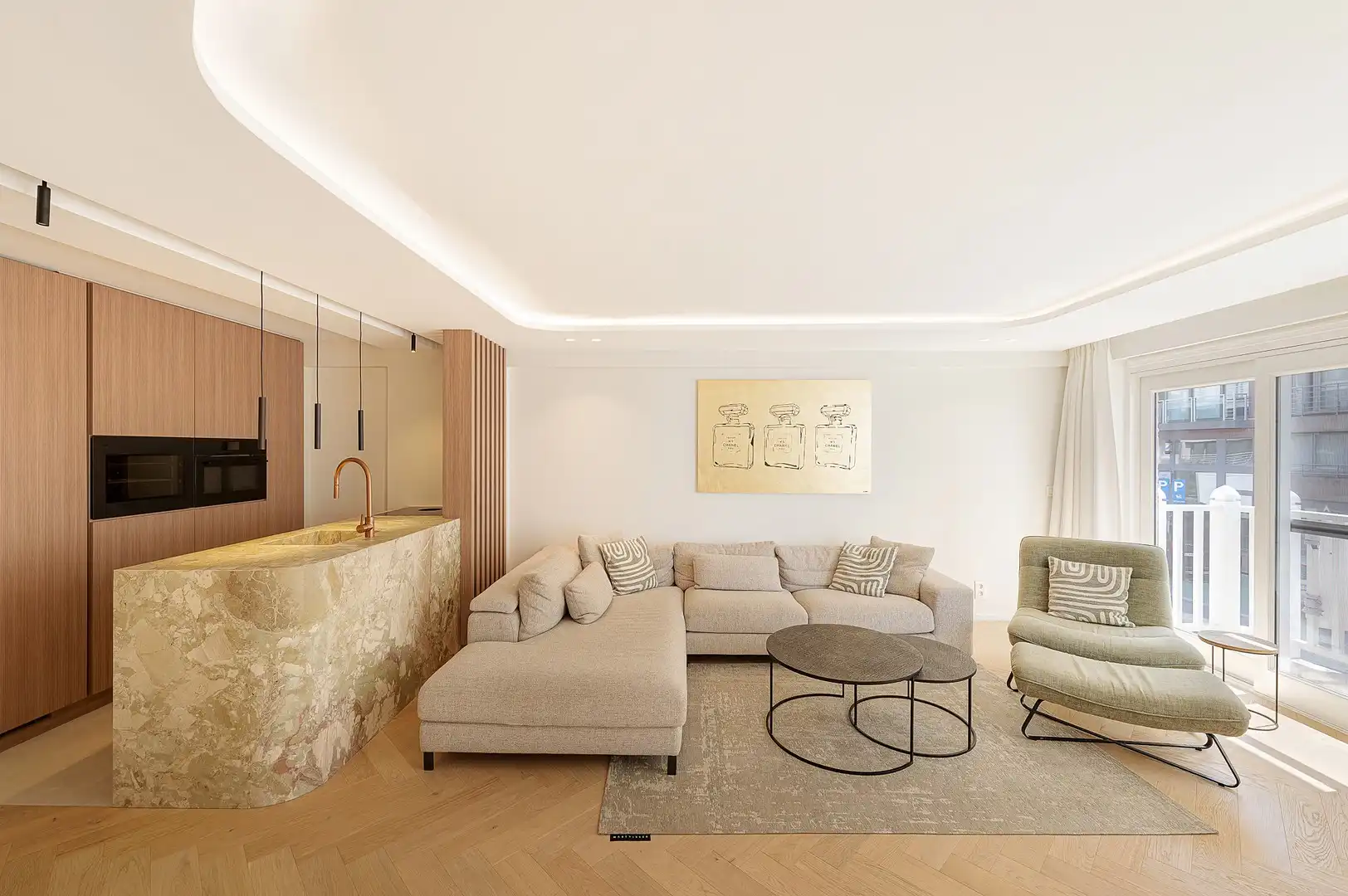 Gerenoveerd 3 slaapkamerappartement met zijdelings zeezicht. foto 6