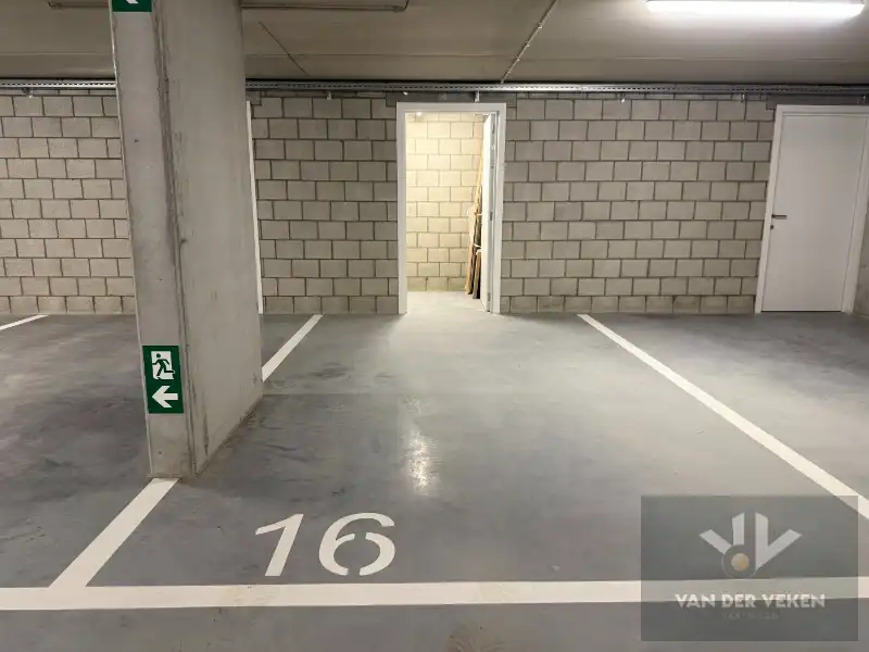 LICHTRIJK NIEUWBOUWAPP MET 2 SLPK NABIJ QUARTIER BLEU EN STADSCENTRUM foto 23