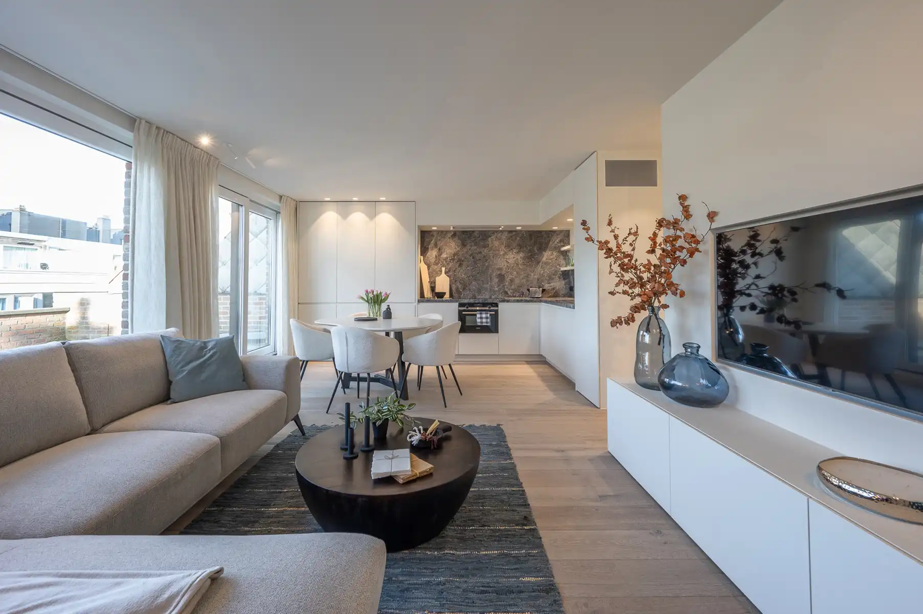 Gerenoveerde penthouse op enkele stappen van het strand foto 4