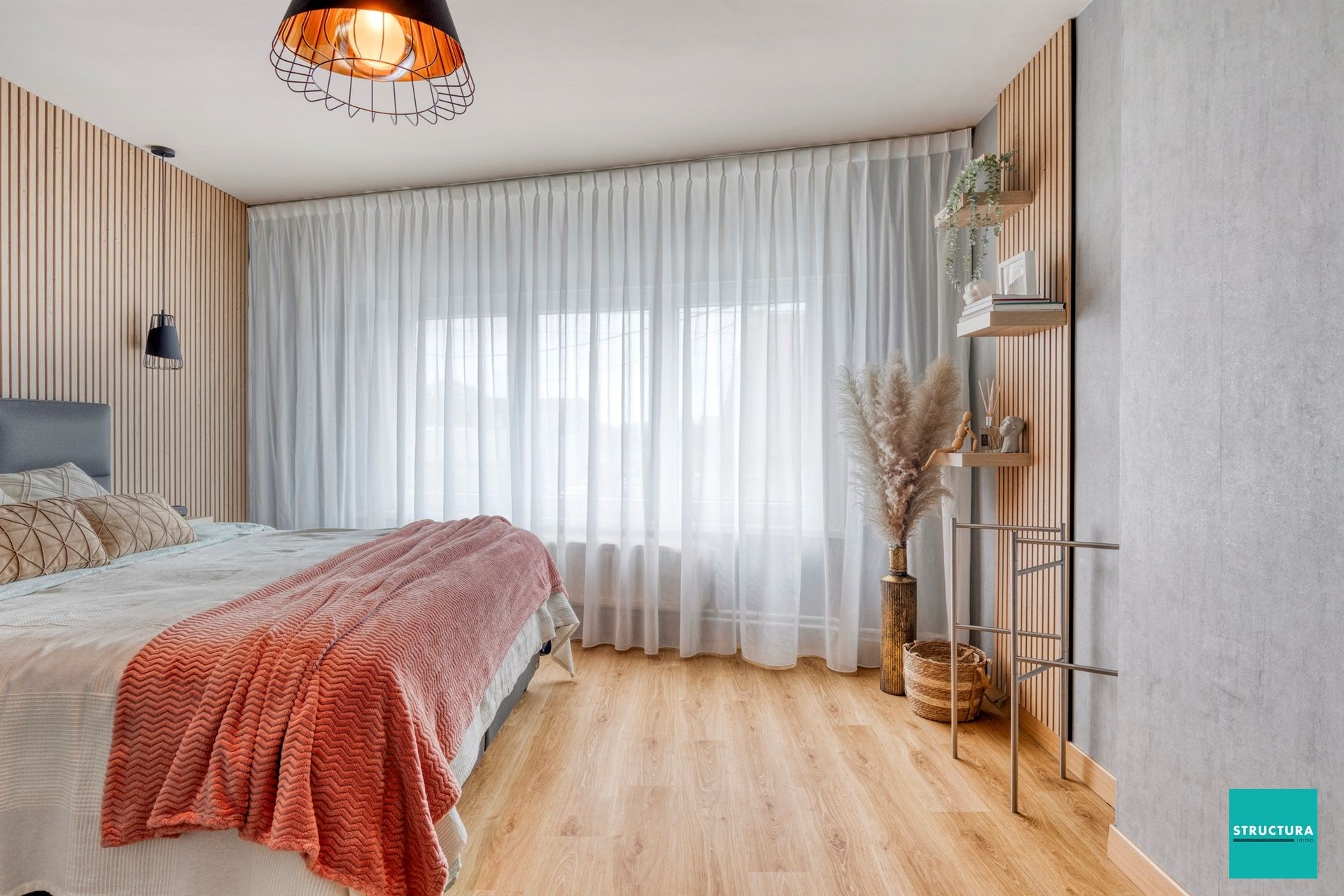 Ruime 4-SLK Woning in Denderhoutem, 235m² Woonopp. foto 13