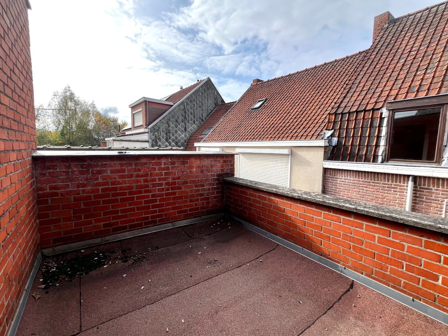 Ruime brede gezinswoning met garage te koop te Harelbeke! foto 20