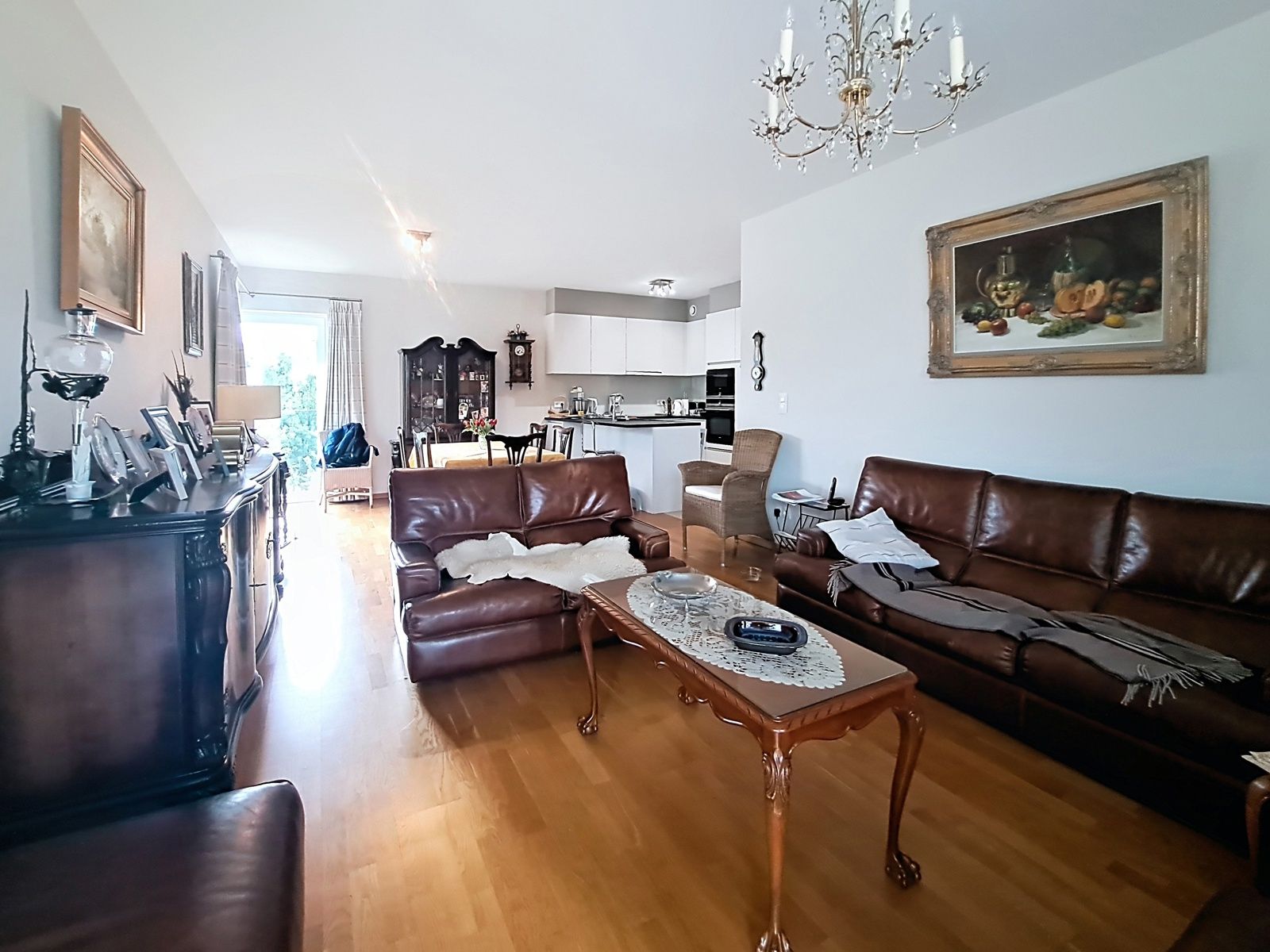 Appartement te huur foto {{pictureIndex}}
