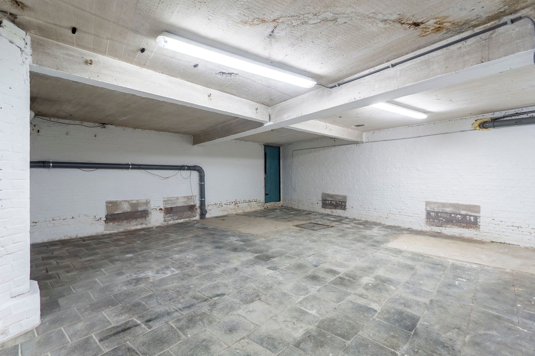 Uniek commercieel gelijkvloers op toplocatie foto 6