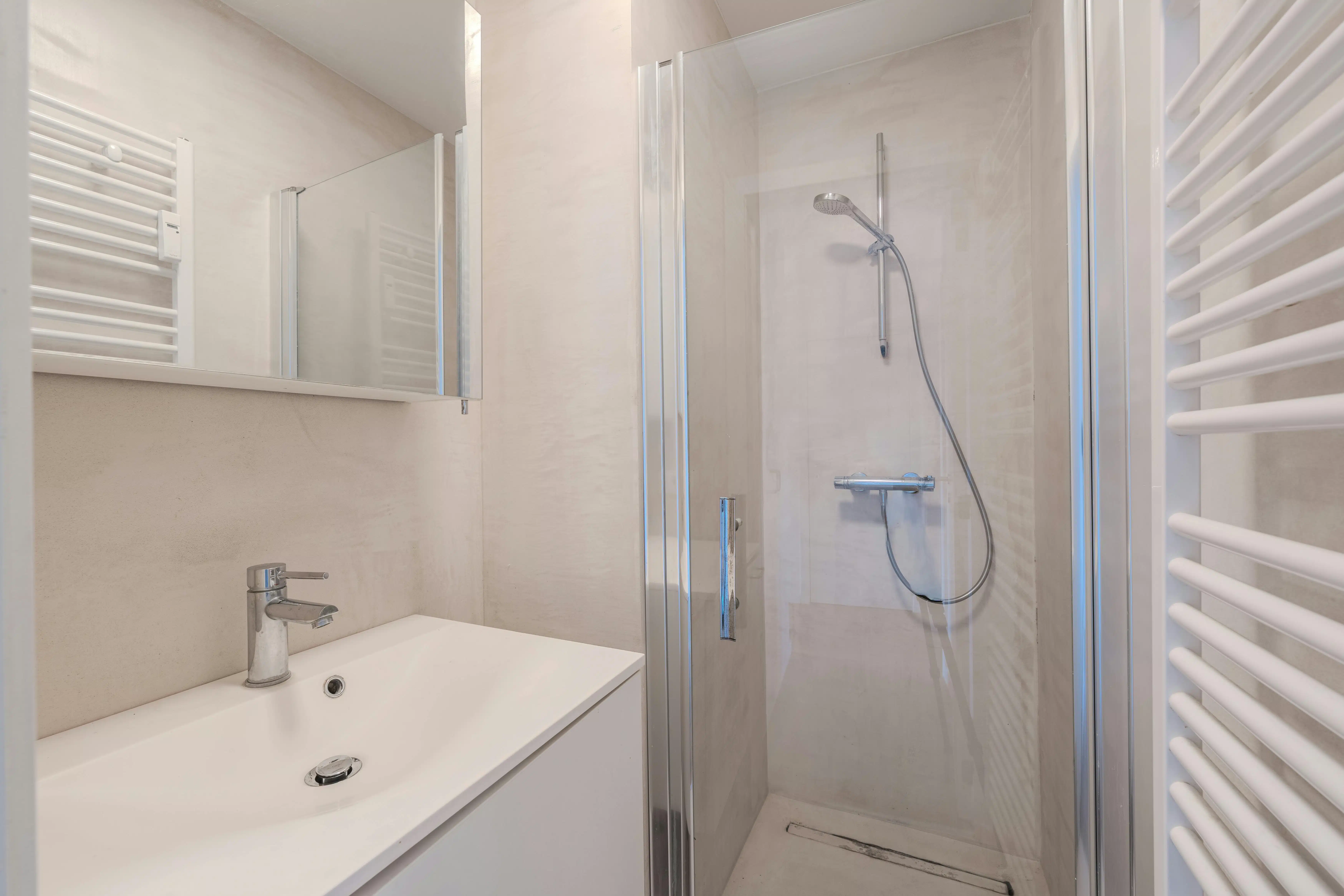 Instapklaar 2-slaapkamerappartement te Oostende foto 7