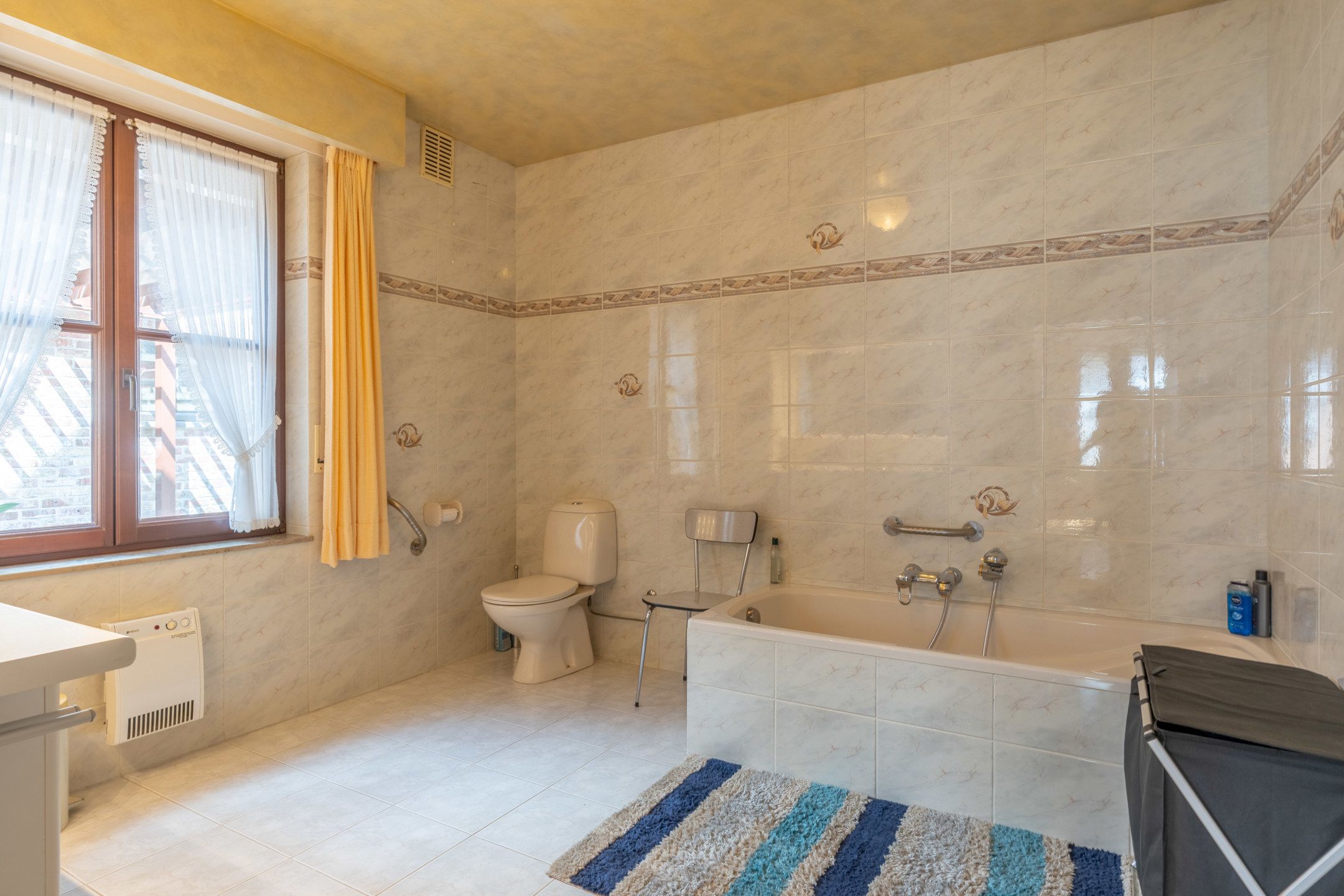 Ruime gezinswoning met 3 slaapkamers nabij centrum Beerse foto 16