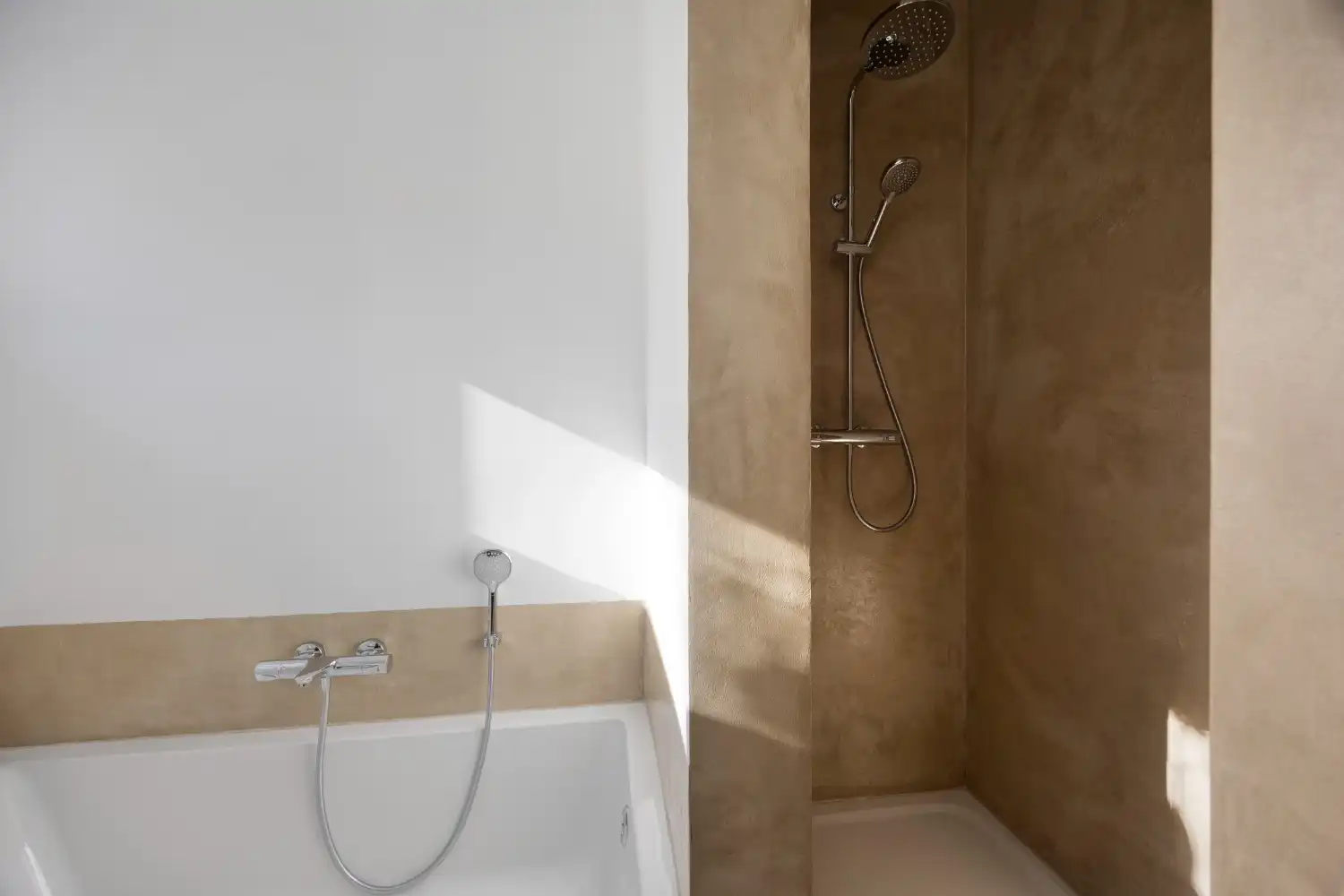 Volledig gerenoveerde woning in het centrum van Lichtervelde met 3 slaapkamers en leuk zonnig tuintje foto 13