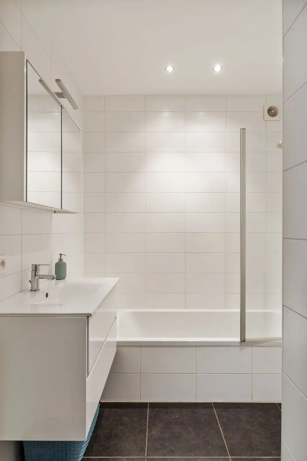 Topgelegen éénslaapkamerappartement met ruim terras en staanplaats in centrum Kapellen! foto 10