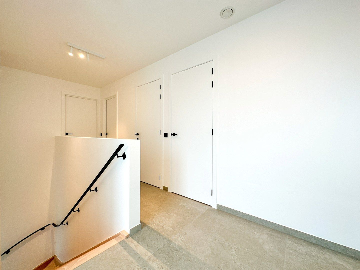 Energiezuinig nieuwbouw 2 slpk-appartement, instapklaar met topafwerking! Aartrijke foto 14