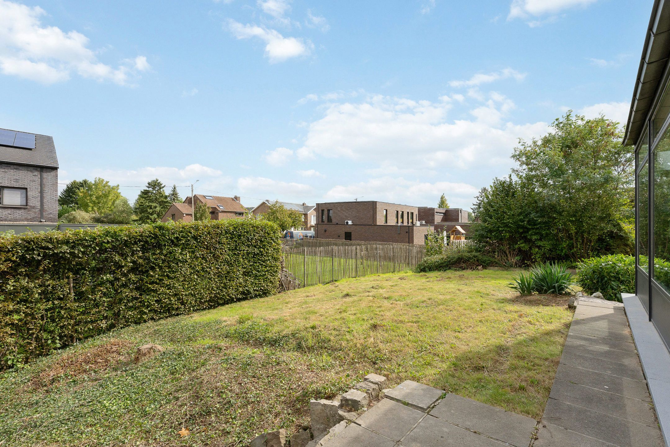 Recent gerenoveerde 4-gevelwoning te Riemst foto 23