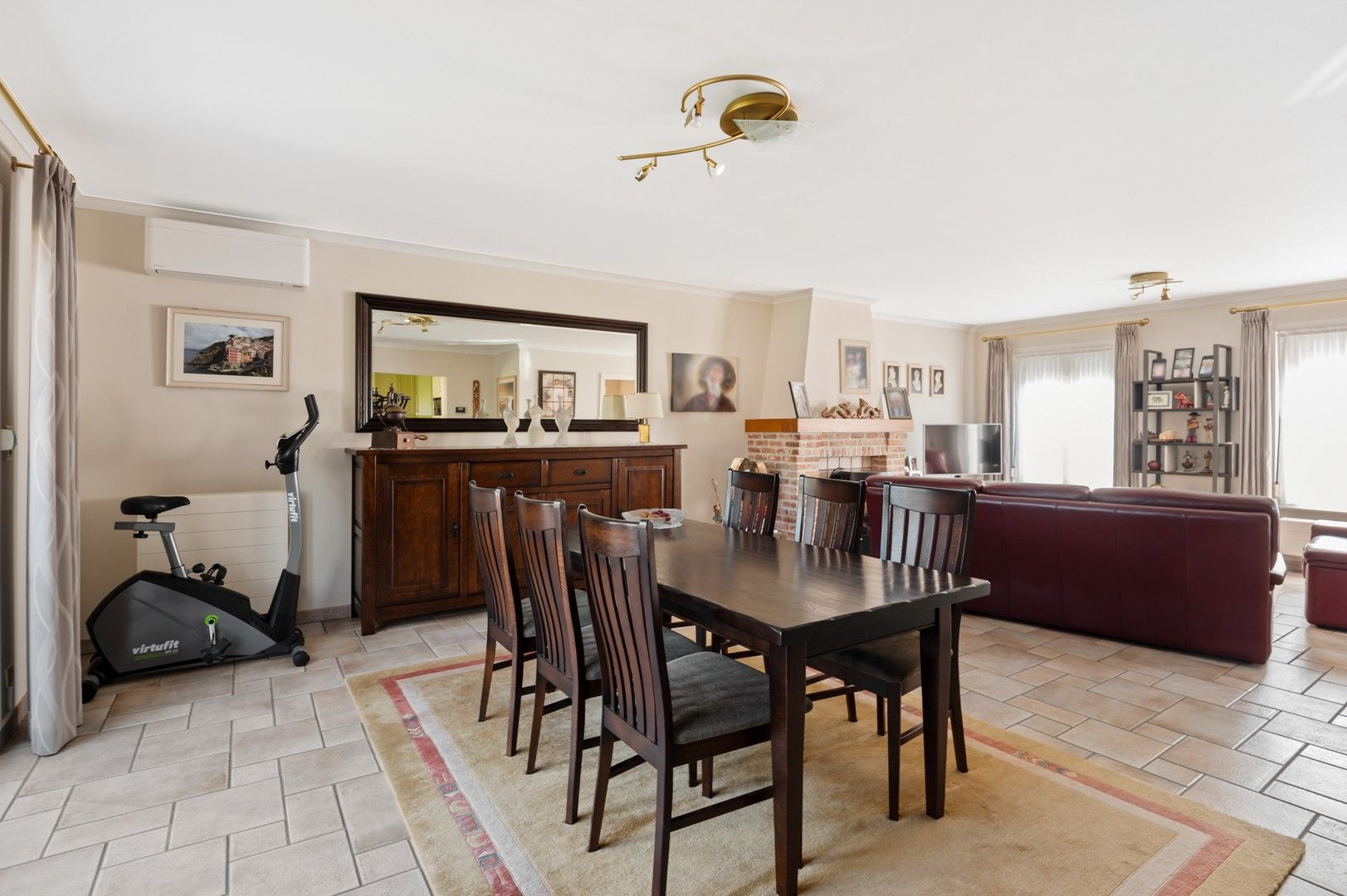 Aangename villa met heerlijke veranda in doodlopende straat foto 11