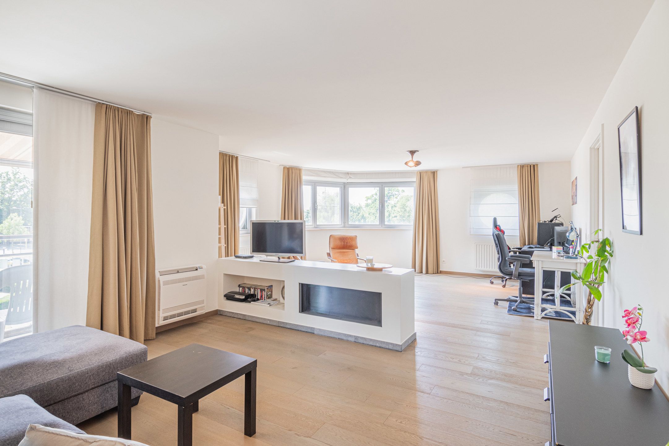 Modern 2-slaapkamer appartement foto 8