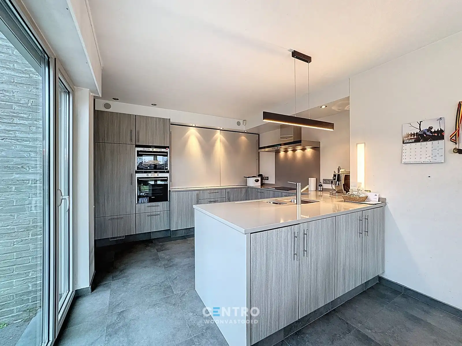 ENERGIEZUINIGE koppelvilla met 4 slpks, dubbele garage n ZUIDger. tuin! foto 6