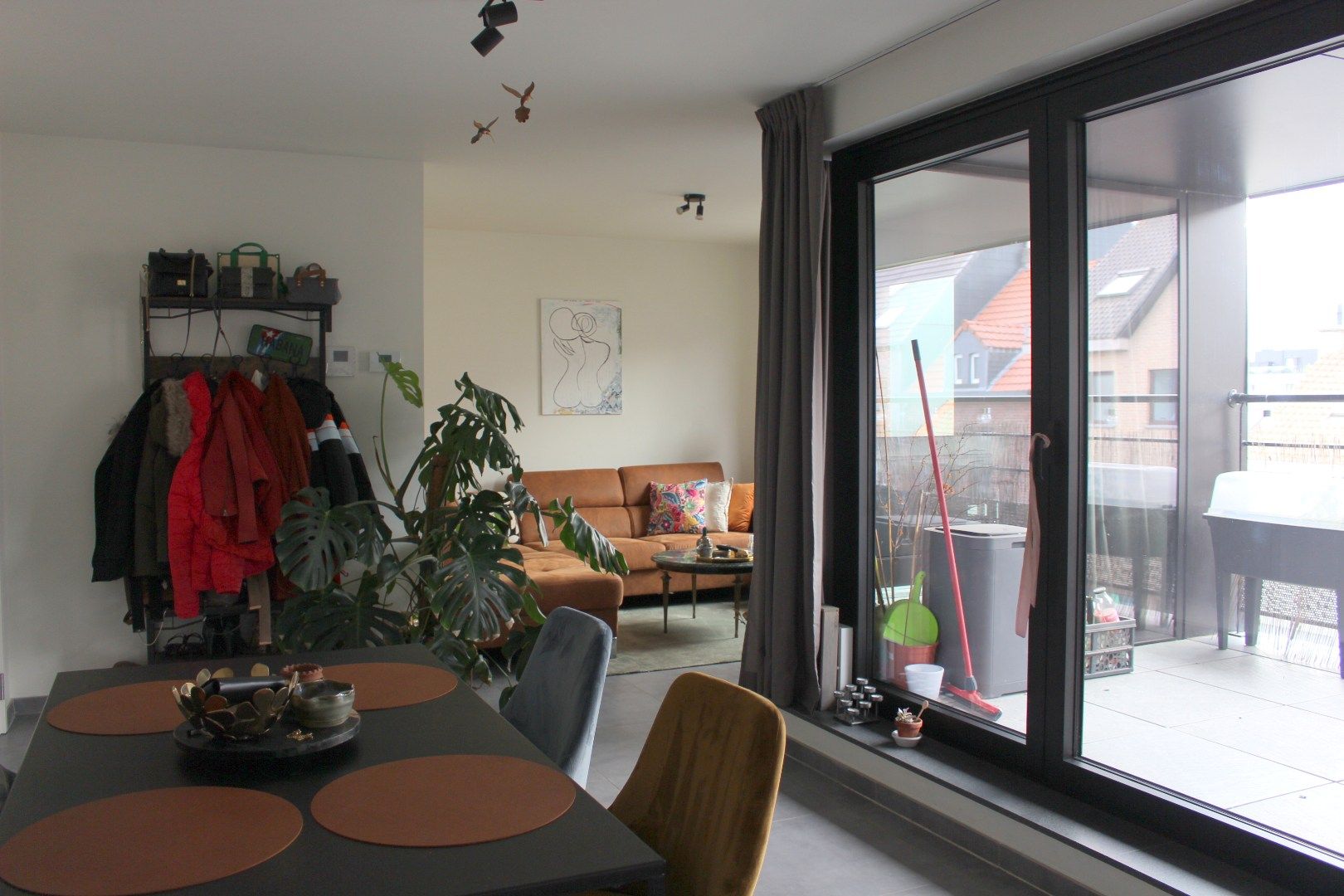 Appartementen met 2 slaapkamers en terras. foto 3
