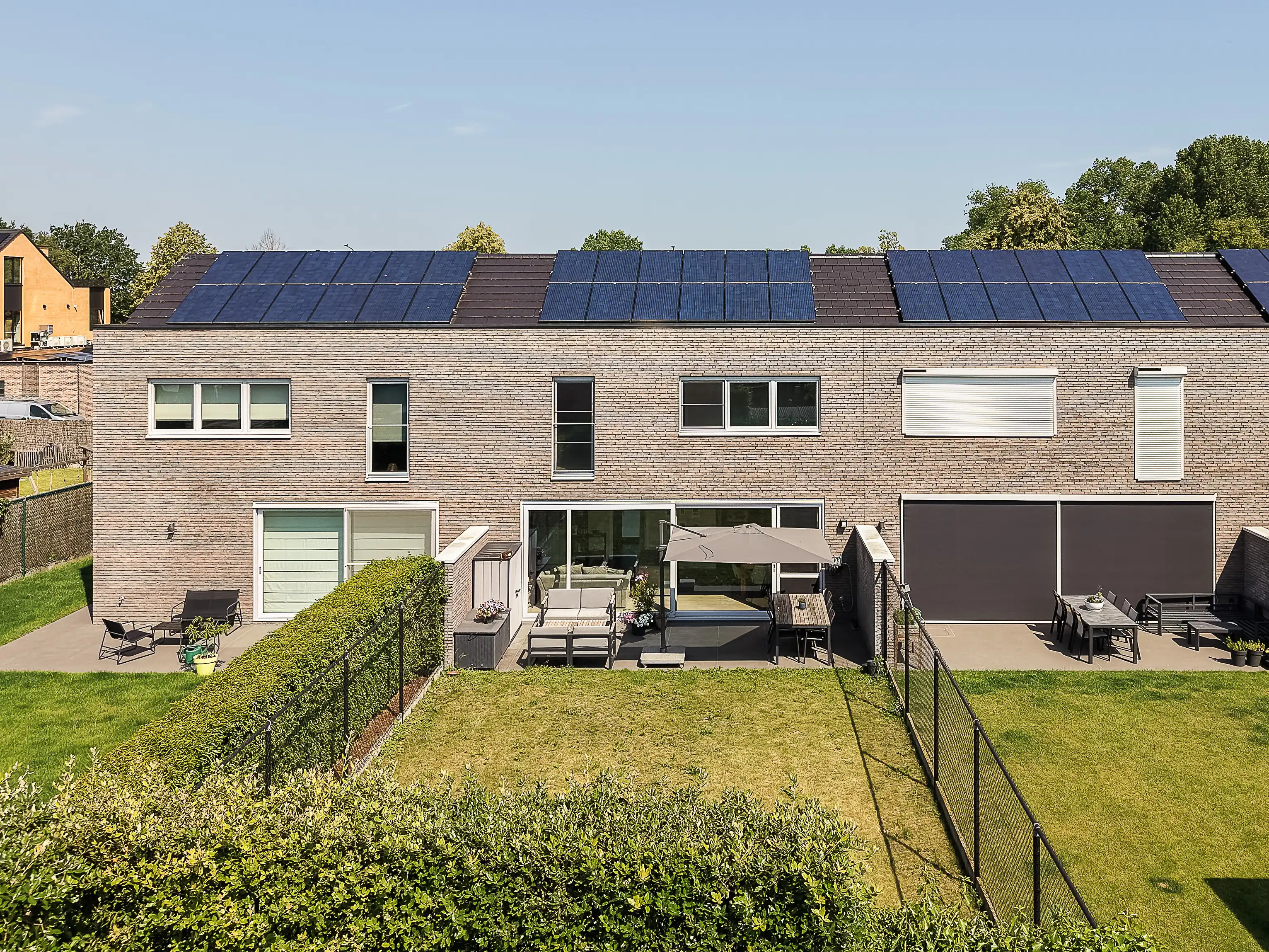 Prachtige, lichtrijke  woning met zonnige tuin in Beernem! foto 10