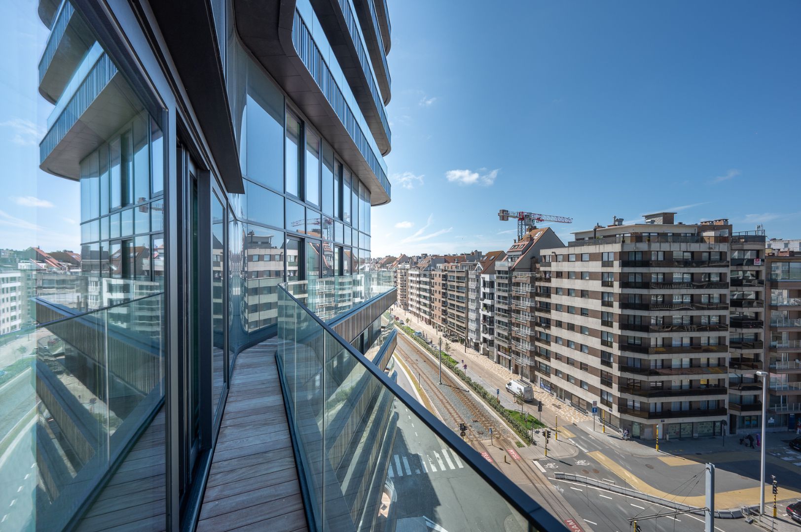 Prachtig appartement in de Heldentoren met zicht op zee foto 21