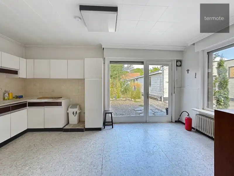 woning + werkplaats foto 7