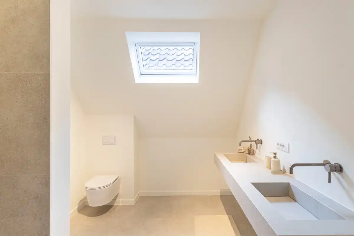 Sfeervol wonen te Brugge in een historisch gebouw foto 11