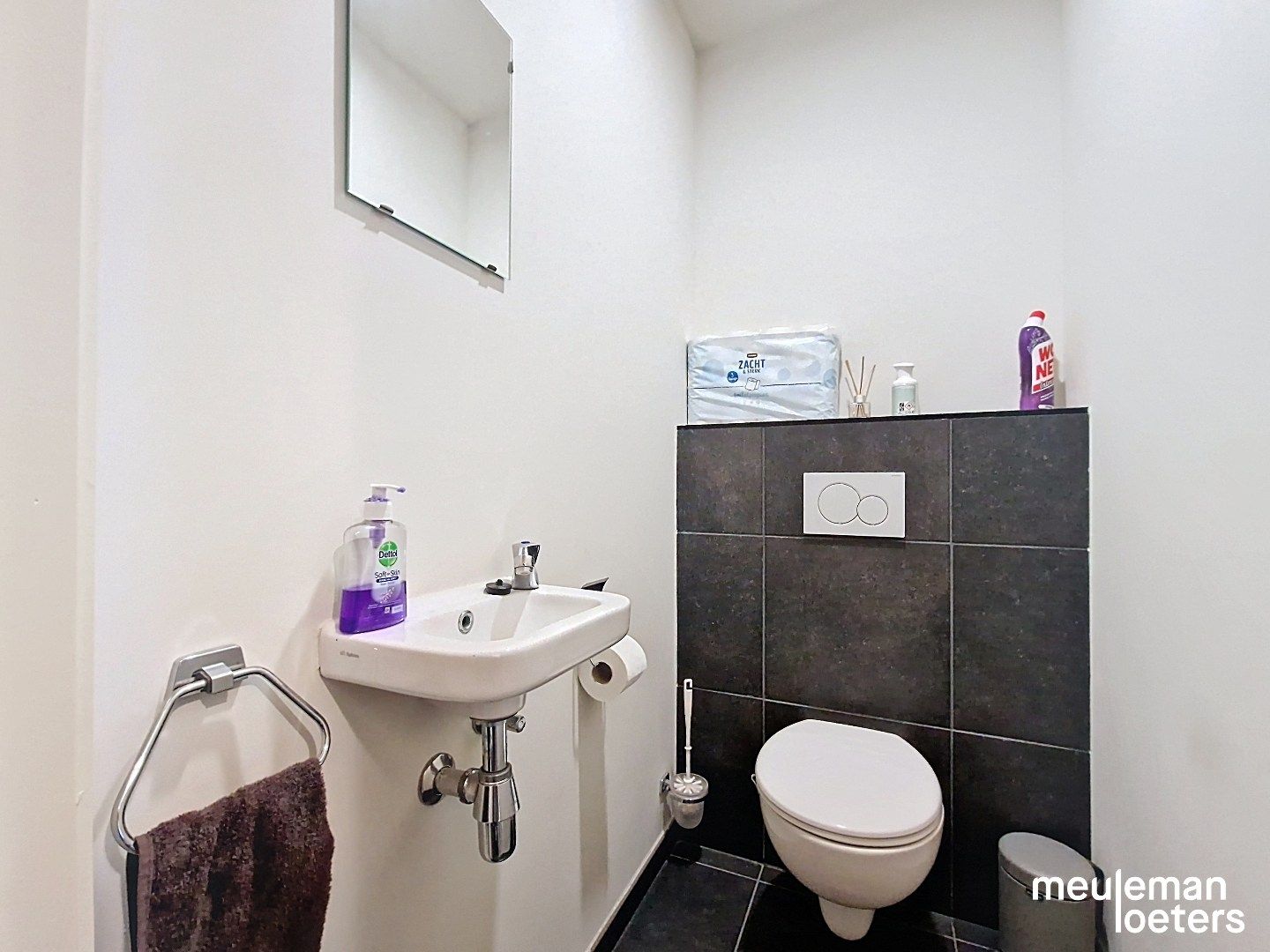 Kwalitatief afgewerkt appartement met parkeerplaats foto 10