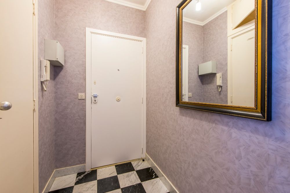 Heel centraal gelegen gemeubeld appartement met één slaapkamer foto 11