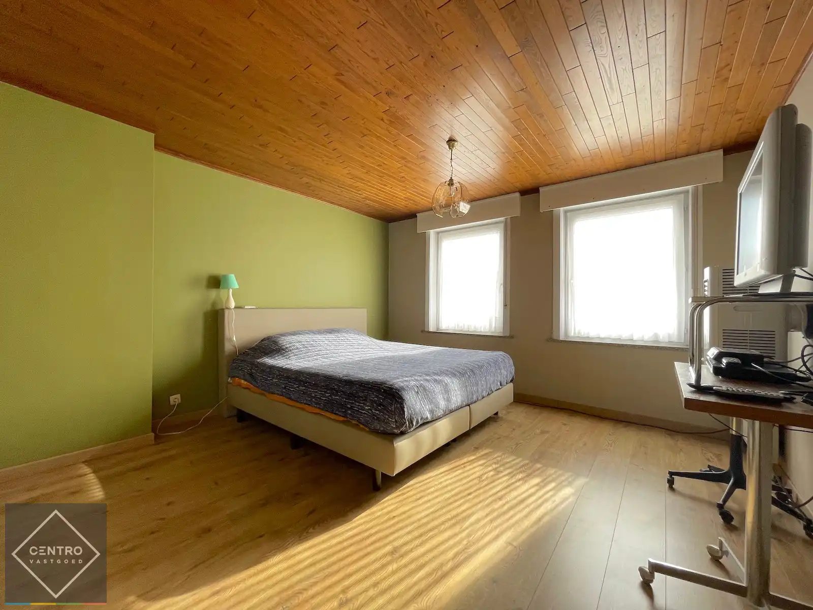 Centraal gelegen woning met 3 slpks, terras én garage! foto 13