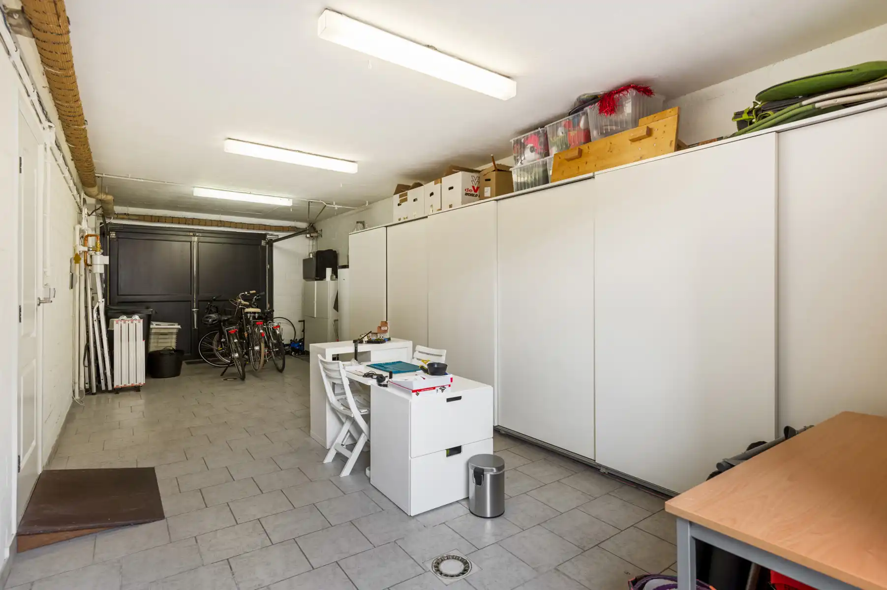 Een bel-etage met een verhaal op elke verdieping foto 23