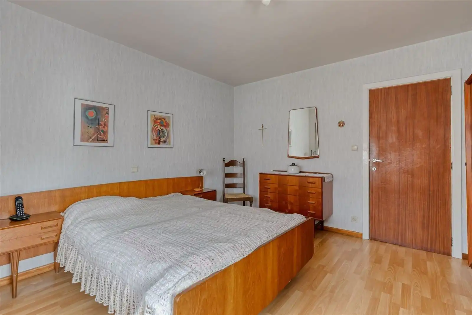Charmante lichtrijke woning (251m²) met 4 slaapkamers + garage op een uitstekende locatie te Buizingen  foto 15